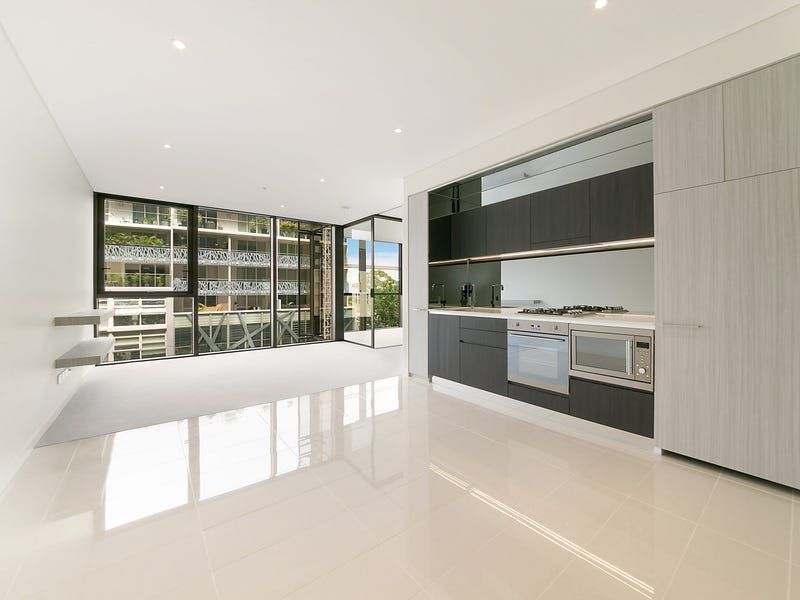 2 bedrooms Apartment / Unit / Flat in 712/211-223 Pacific Highway NORTH SYDNEY NSW, 2060