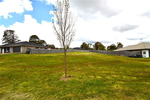 5 White Gum Place, Guyra NSW 2365, Image 1