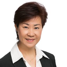 Joyce Kong, Sales representative