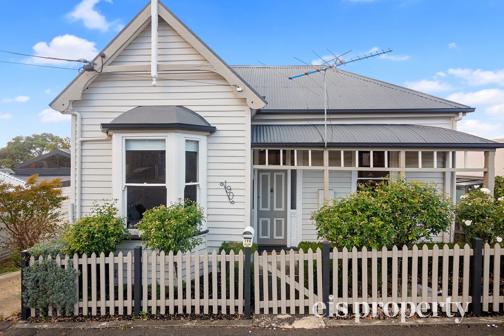 3 bedrooms House in 190 Melville Street WEST HOBART TAS, 7000
