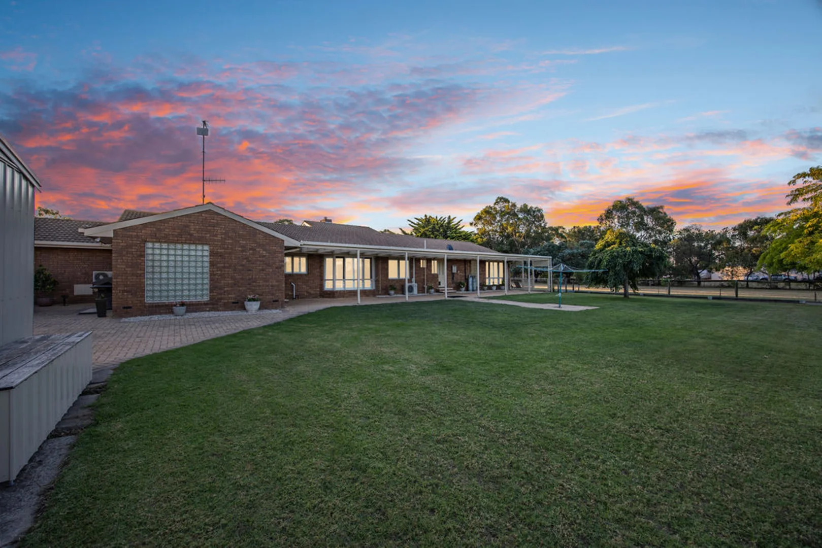 Image 25