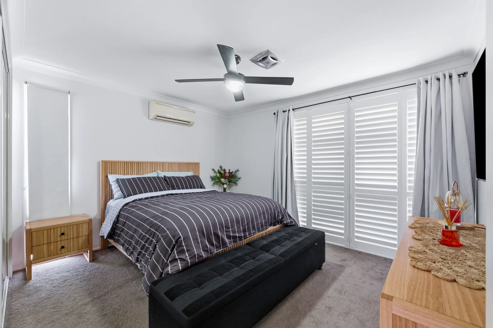 Additional image 9 of 6 Yulunga Place, Bradbury NSW 2560