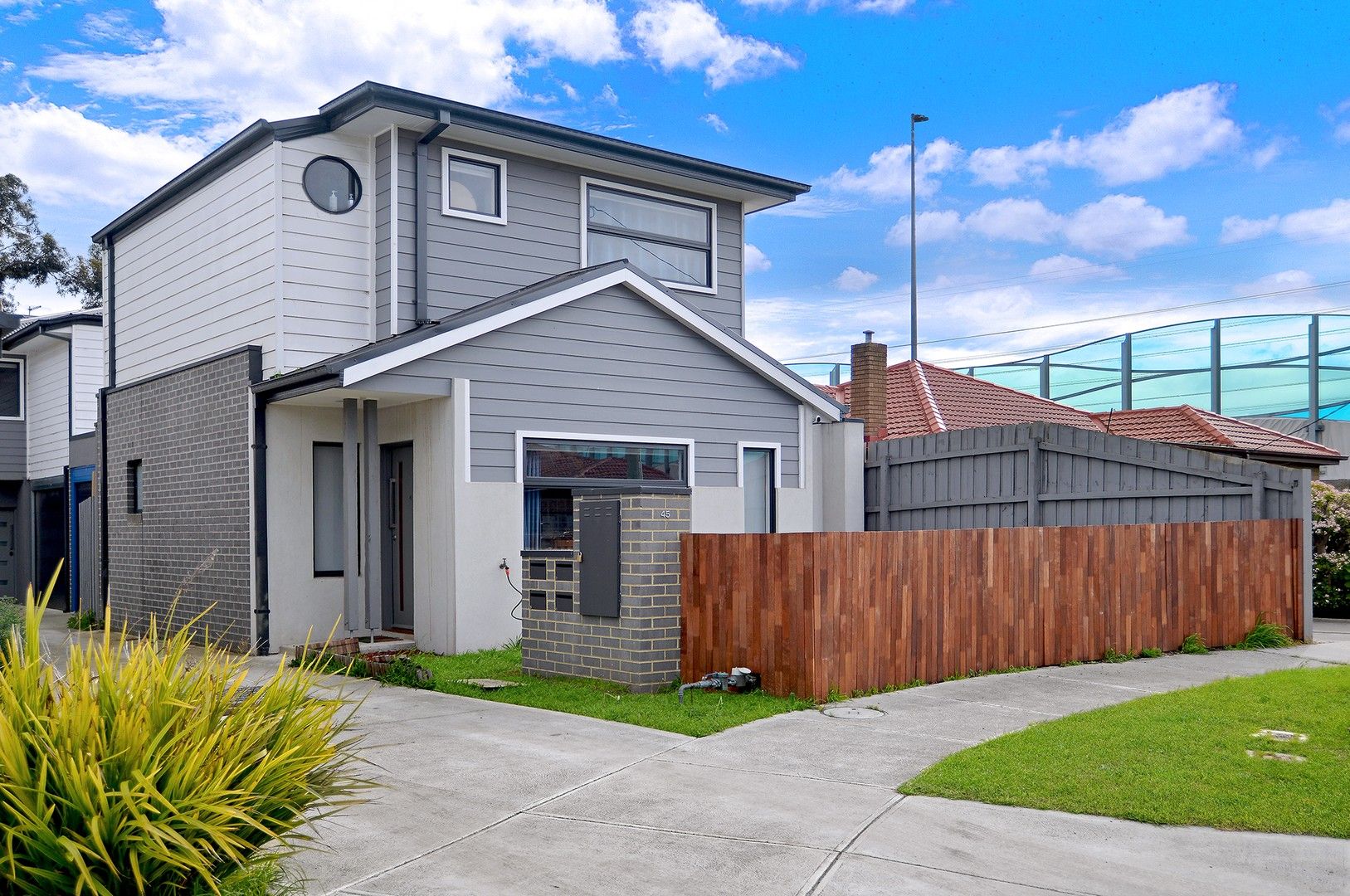 2 bedrooms Apartment / Unit / Flat in 4/45 Knapp Street ALTONA NORTH VIC, 3025