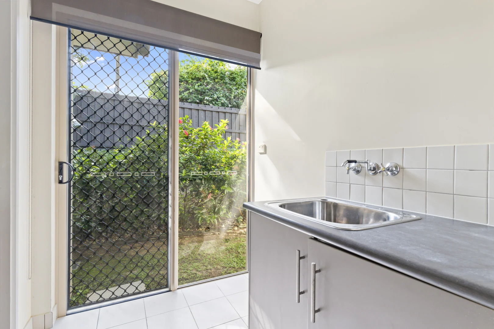 7 The Entrance, Kewarra Beach QLD 4879 - House For Rent | Domain