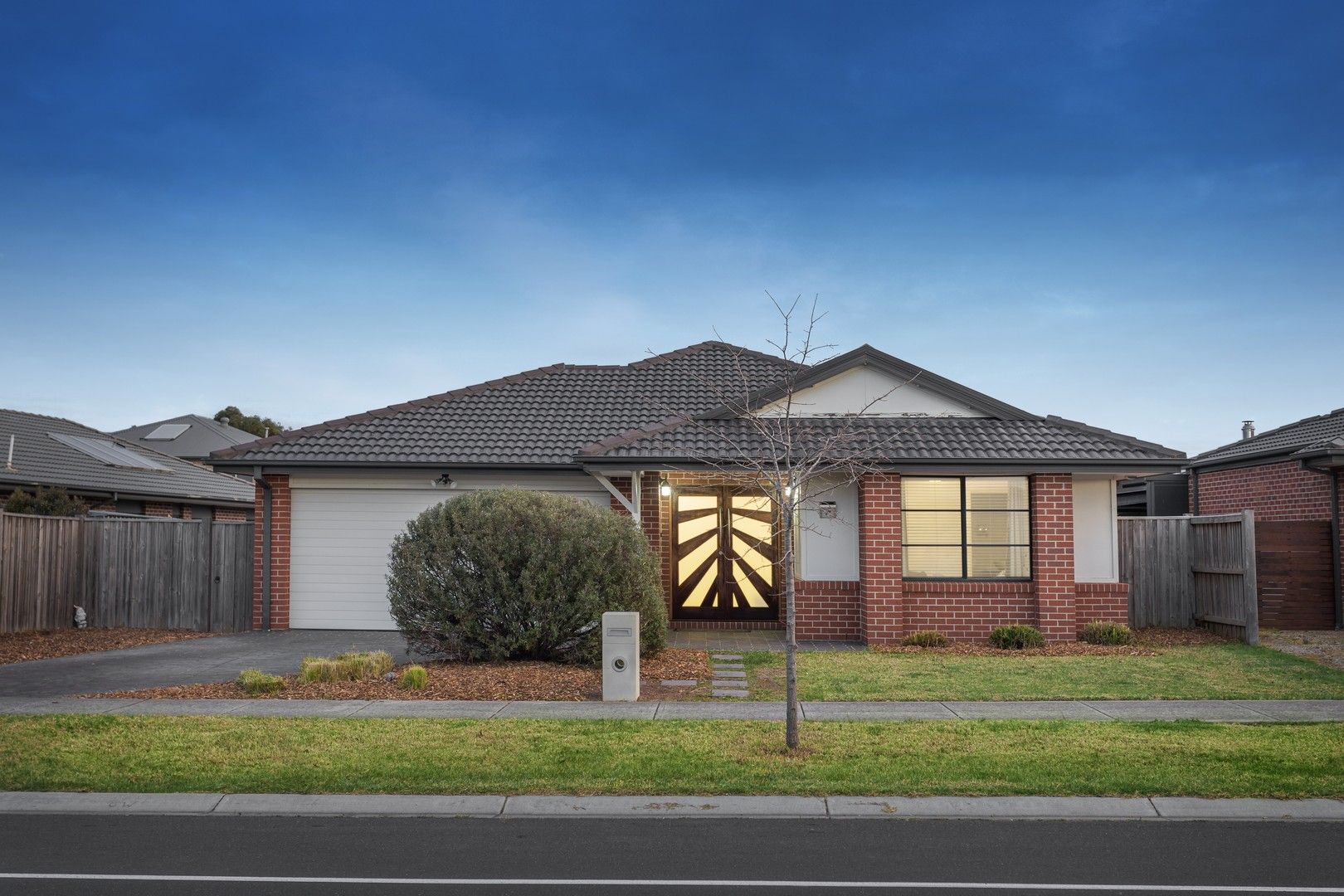 4 bedrooms House in 17 Golf Links Drive BEVERIDGE VIC, 3753