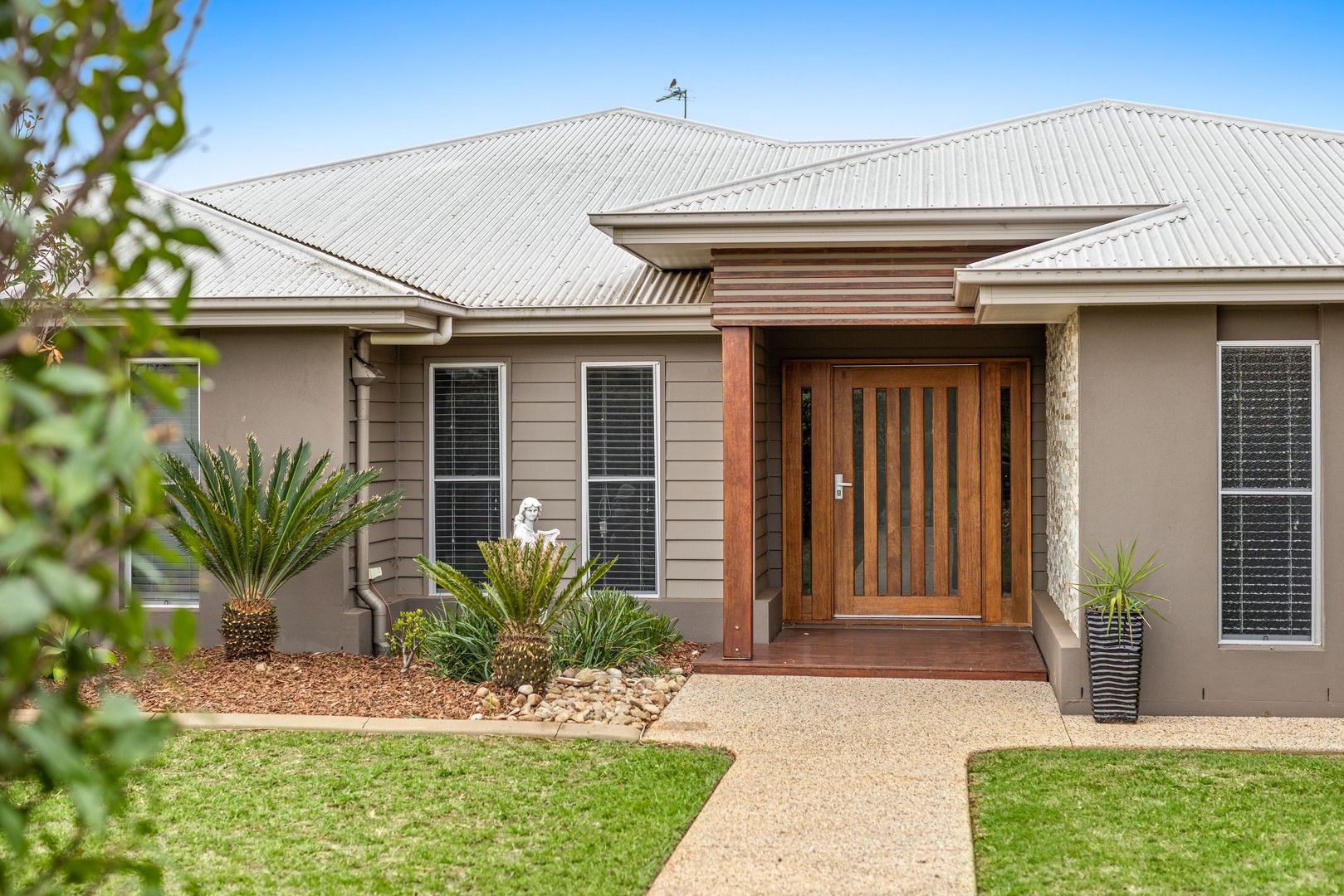 18 Quail Crescent, Highfields QLD 4352, Image 0