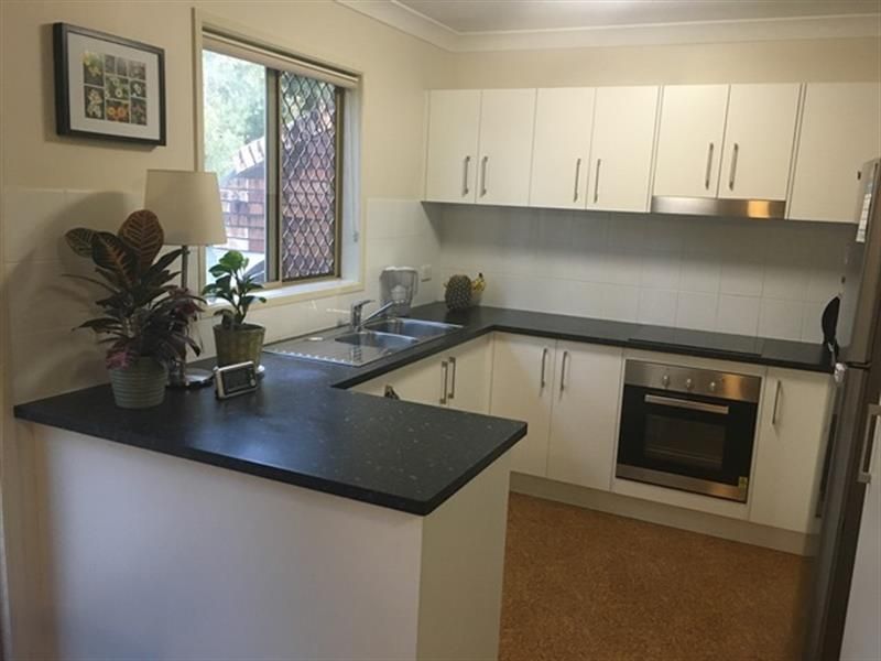2 bedrooms Apartment / Unit / Flat in 11/27 Kadumba St YERONGA QLD, 4104