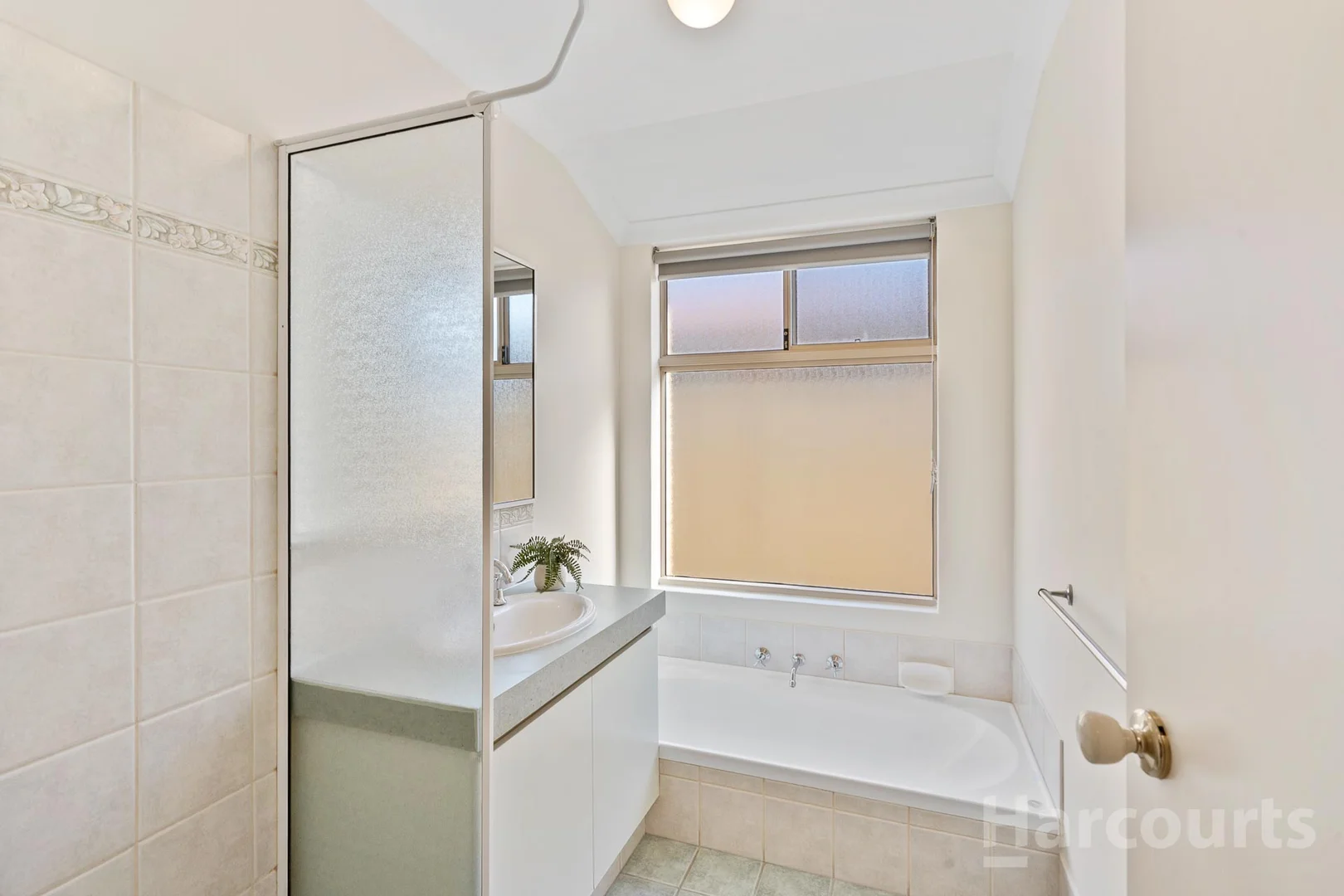 Additional image 23 of 2 Canterbury Terrace, Meadow Springs WA 6210