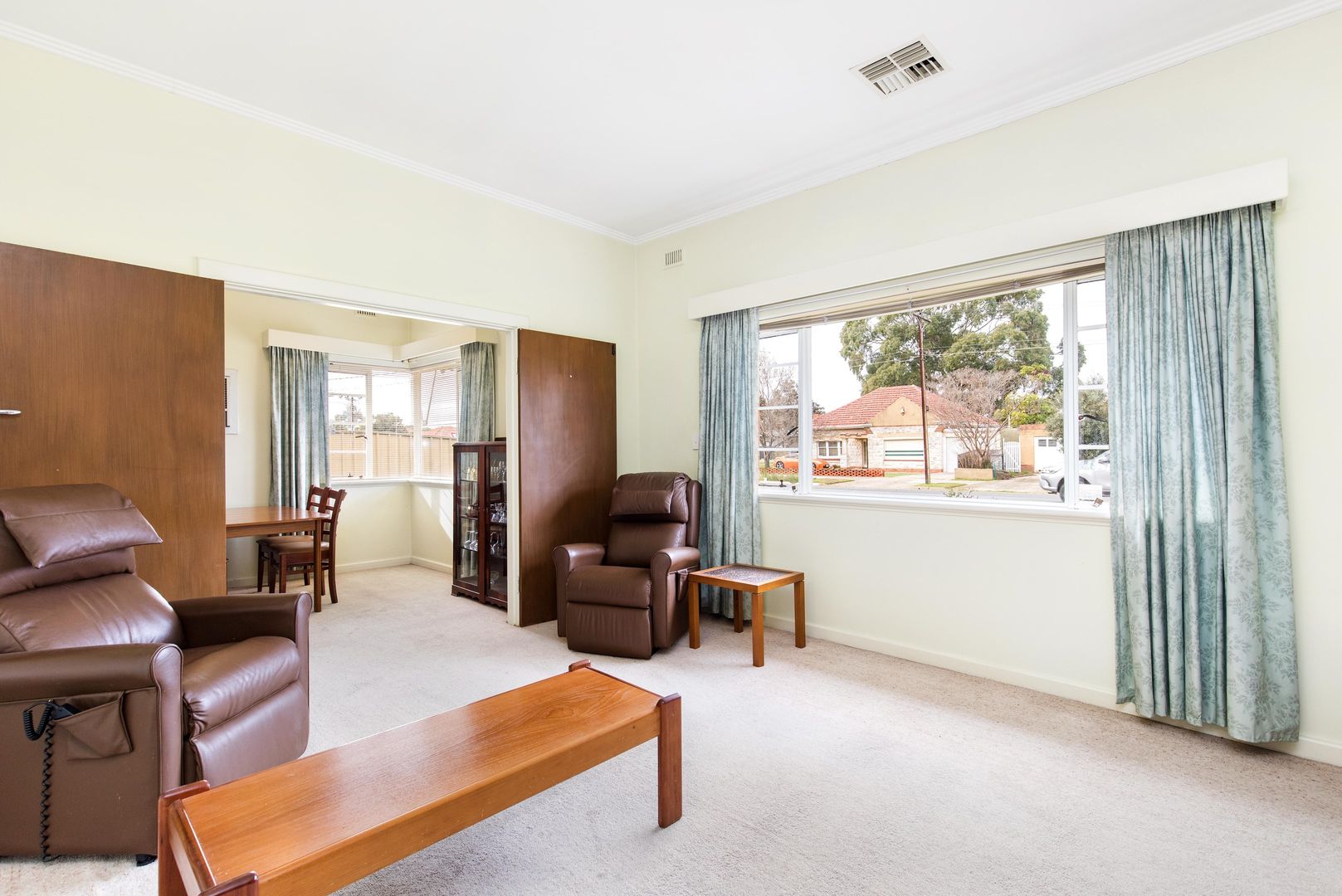 42 Greville Avenue, Flinders Park SA 5025, Image 2