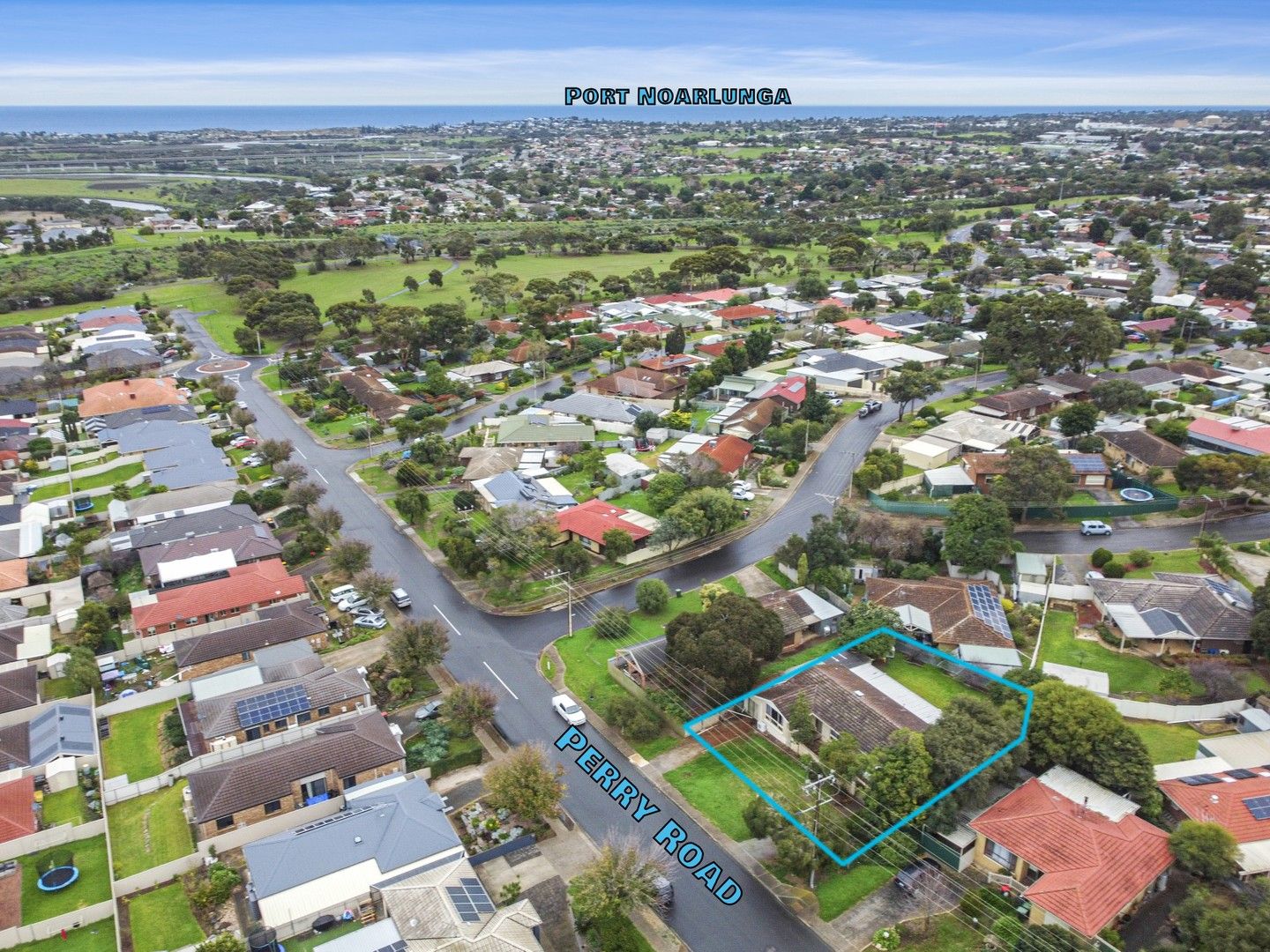 11 Perry Road, Huntfield Heights SA 5163, Image 2