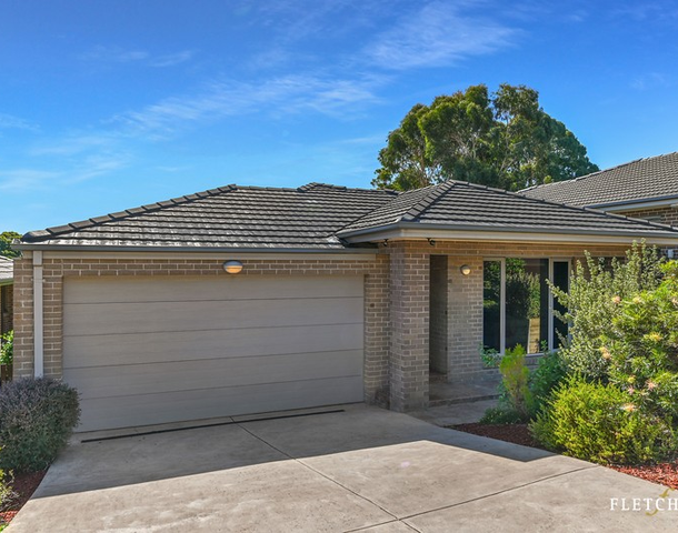 18B Malinda Way, Croydon South VIC 3136