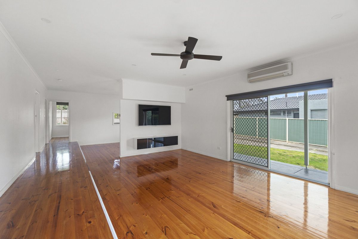 14 San Luis Drive, Sale VIC 3850, Image 2