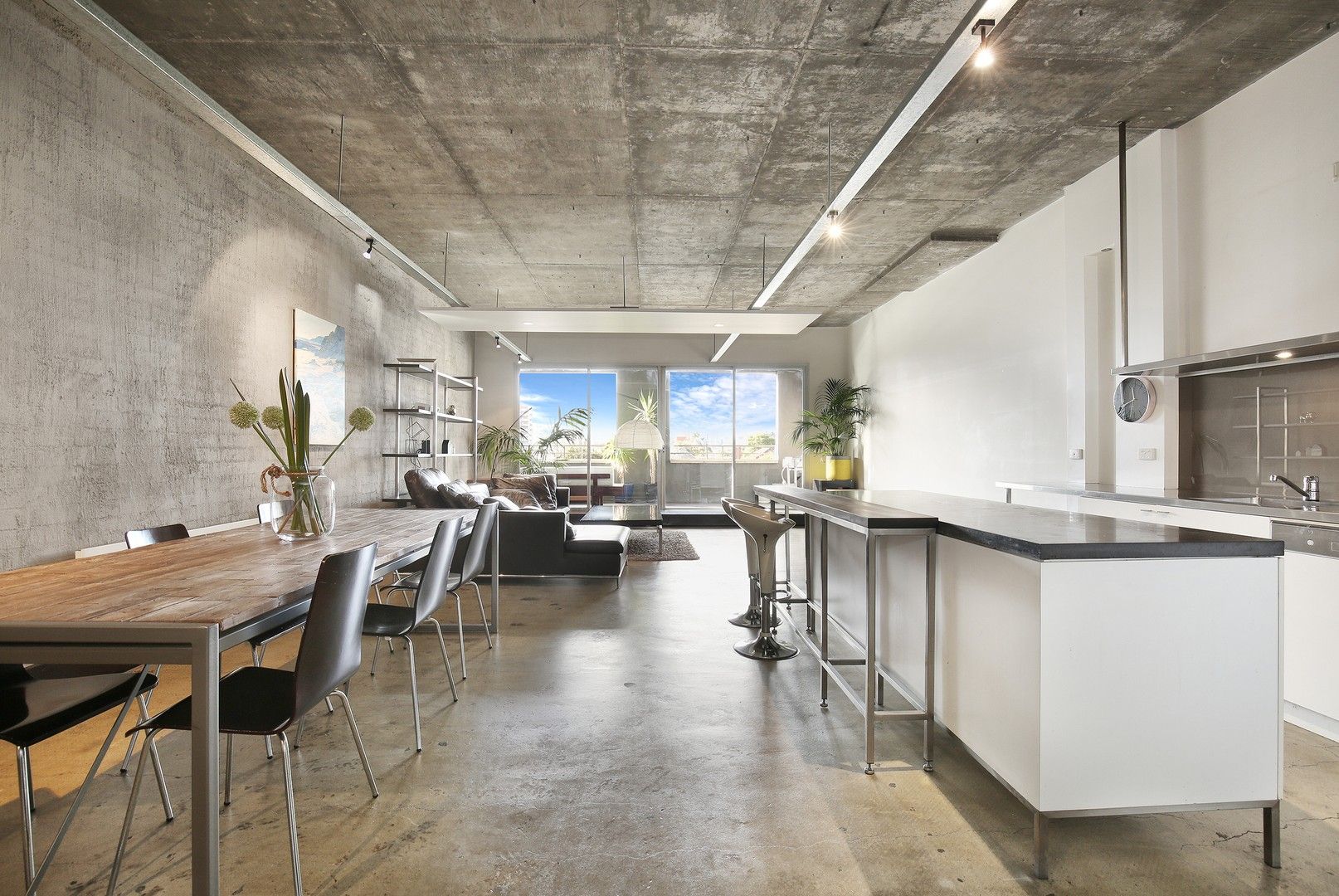 2 bedrooms Apartment / Unit / Flat in 102/65 Wellington Street ST KILDA VIC, 3182