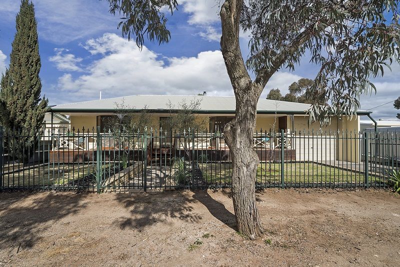 19 Gartrell Street, ROSEWORTHY SA 5371, Image 2