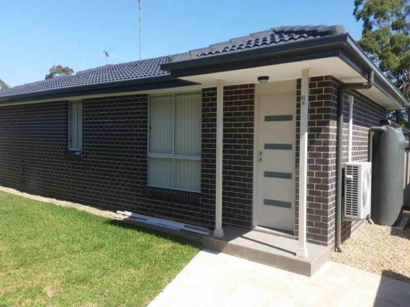 3 bedrooms Semi-Detached in 91A Hill Road LURNEA NSW, 2170