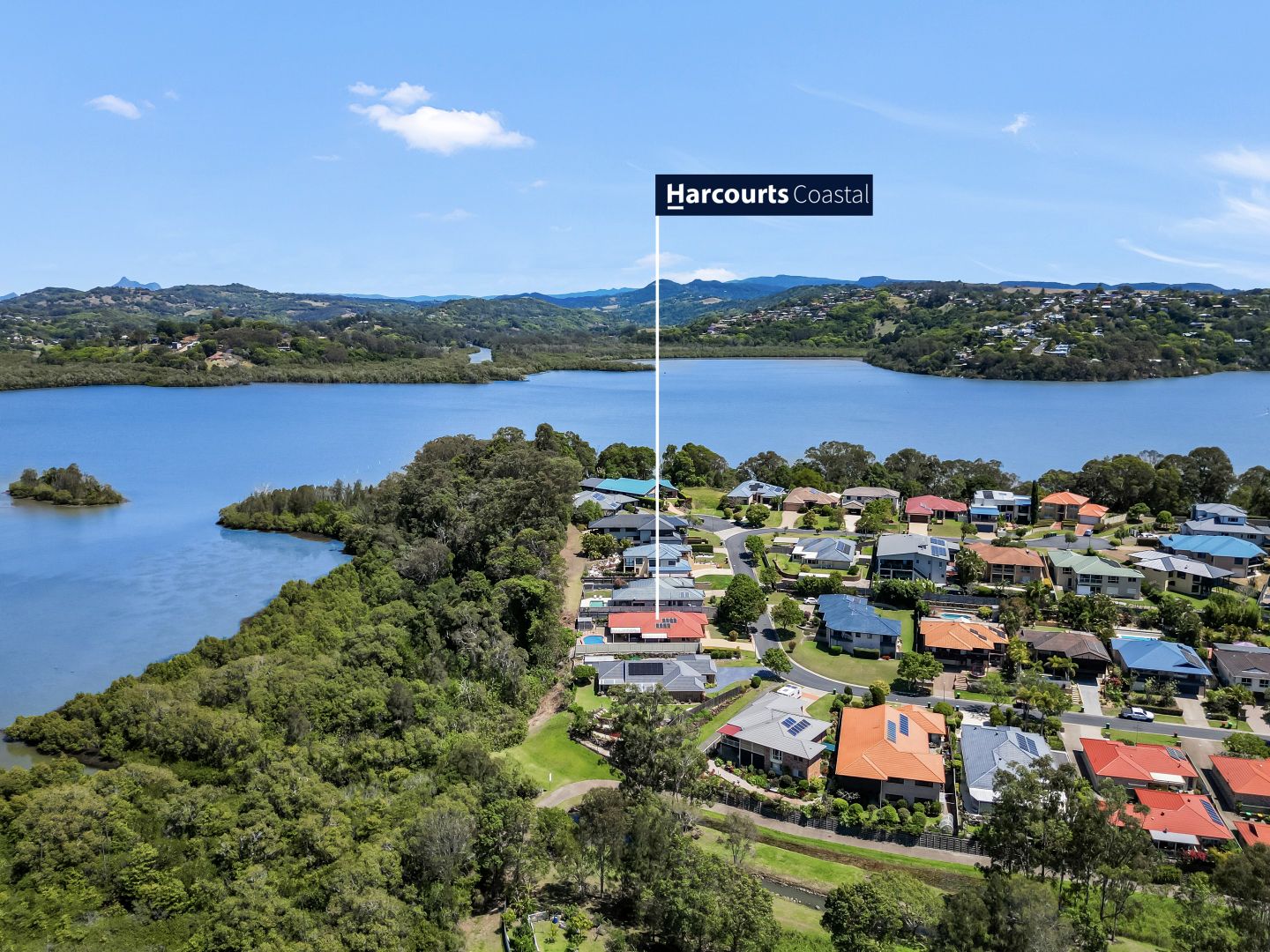 15 Daintree Close, Banora Point NSW 2486