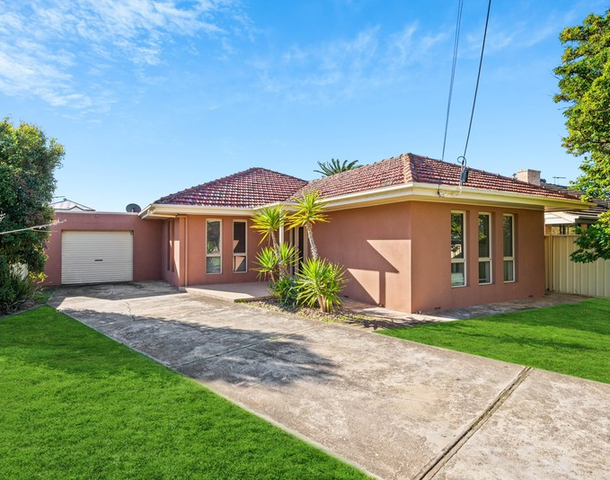 17 Fifth Avenue, Semaphore Park SA 5019