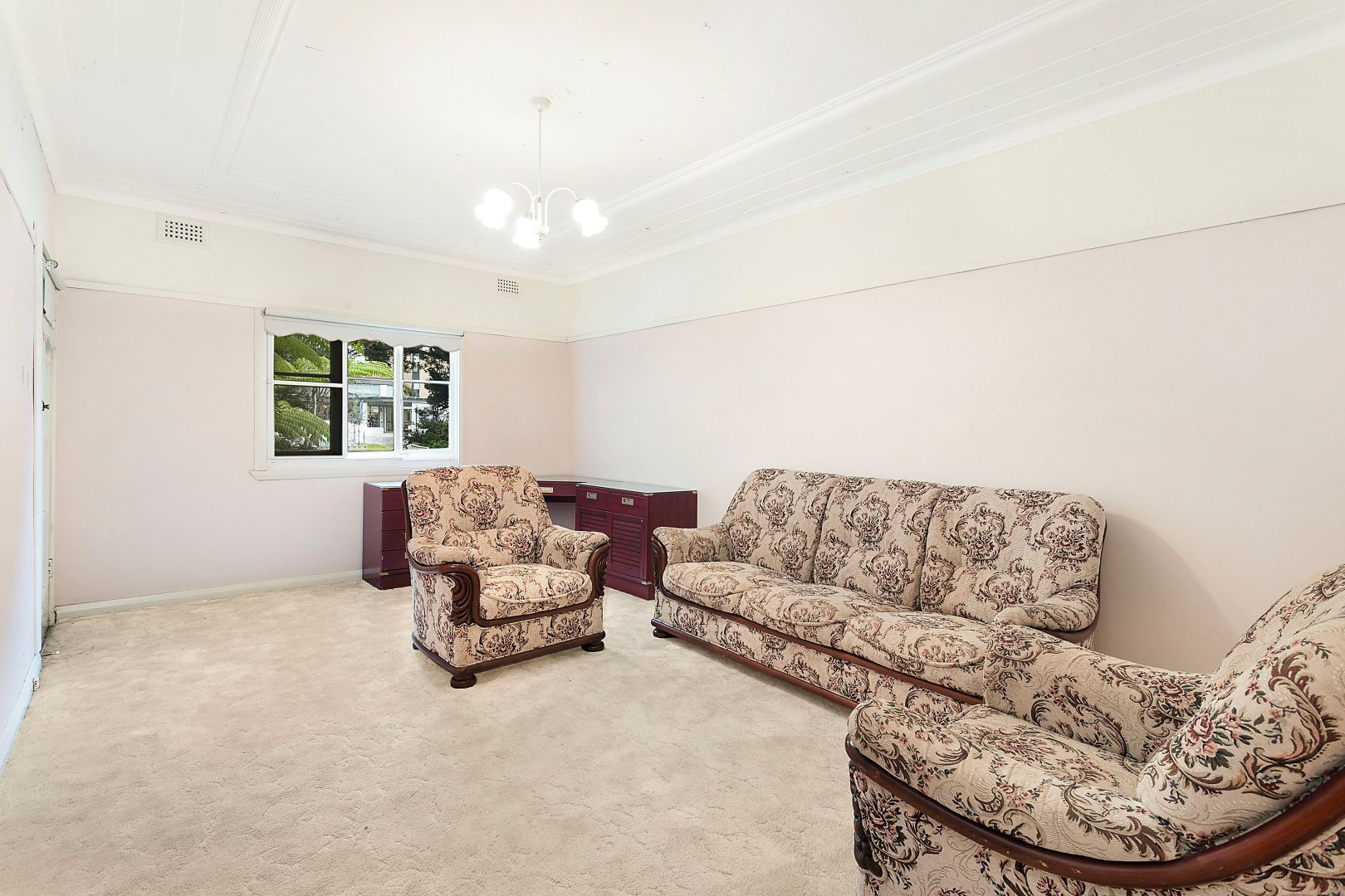 116 Acacia Road, Kirrawee NSW 2232, Image 2