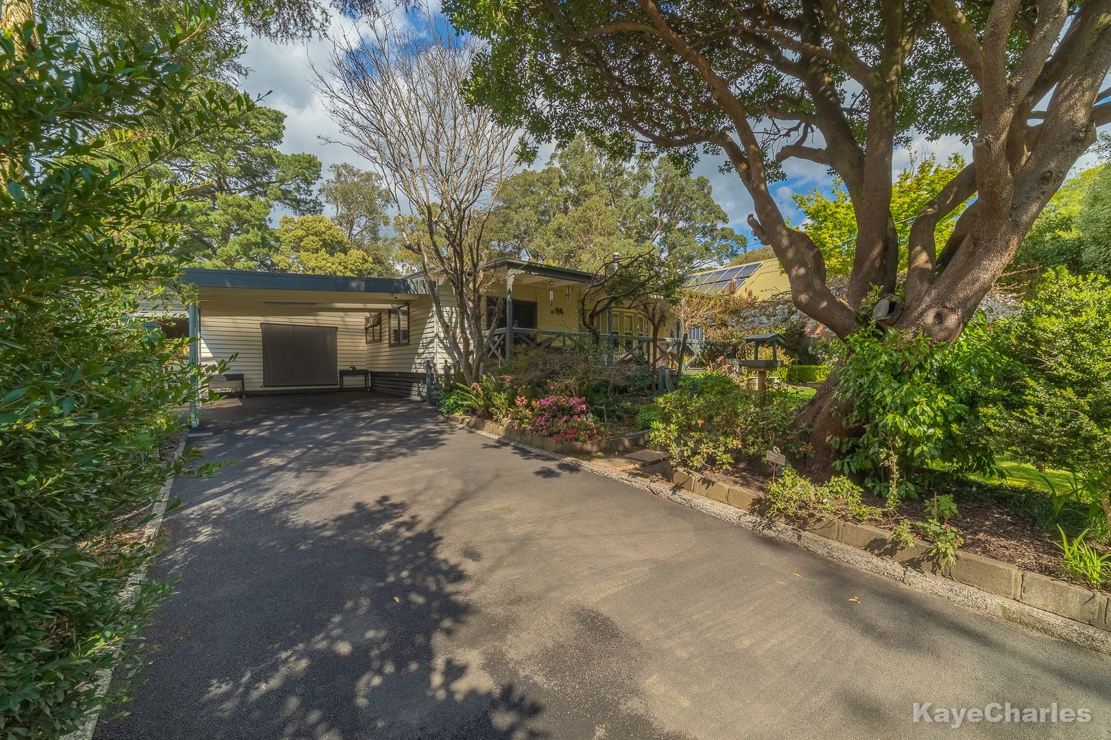 11 Ambrose Street, Emerald VIC 3782, Image 2