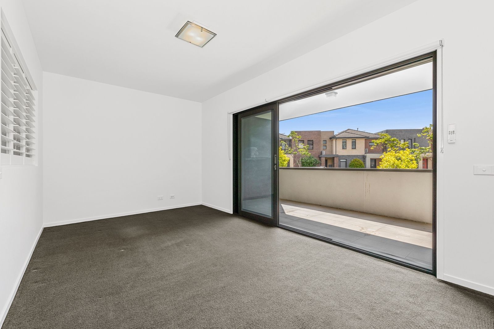 B114/60 Autumn Terrace, Clayton South VIC 3169, Image 2