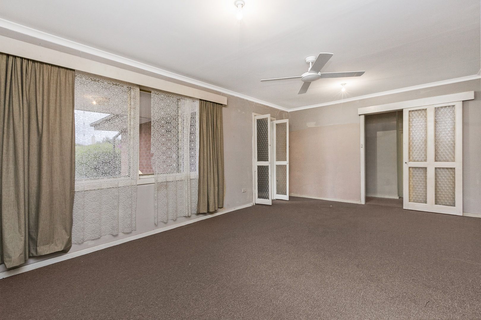 22 Hayles Road, Elizabeth Park SA 5113, Image 2