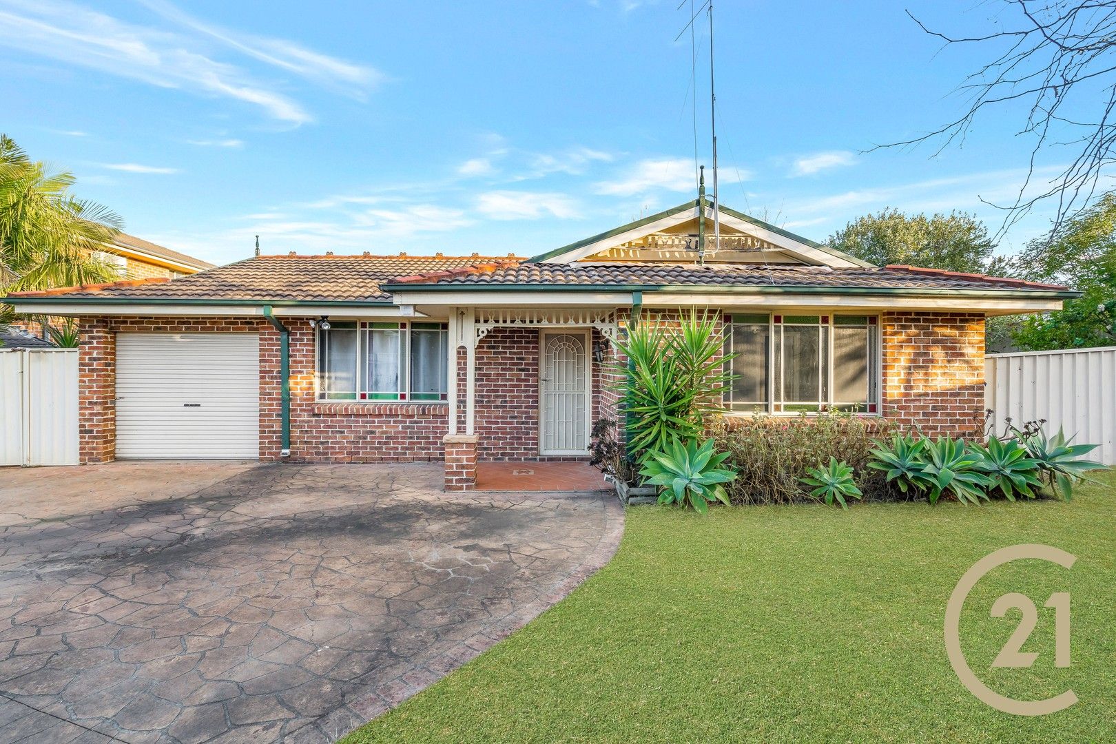 16 Triabunna Avenue, West Hoxton NSW 2171 Domain