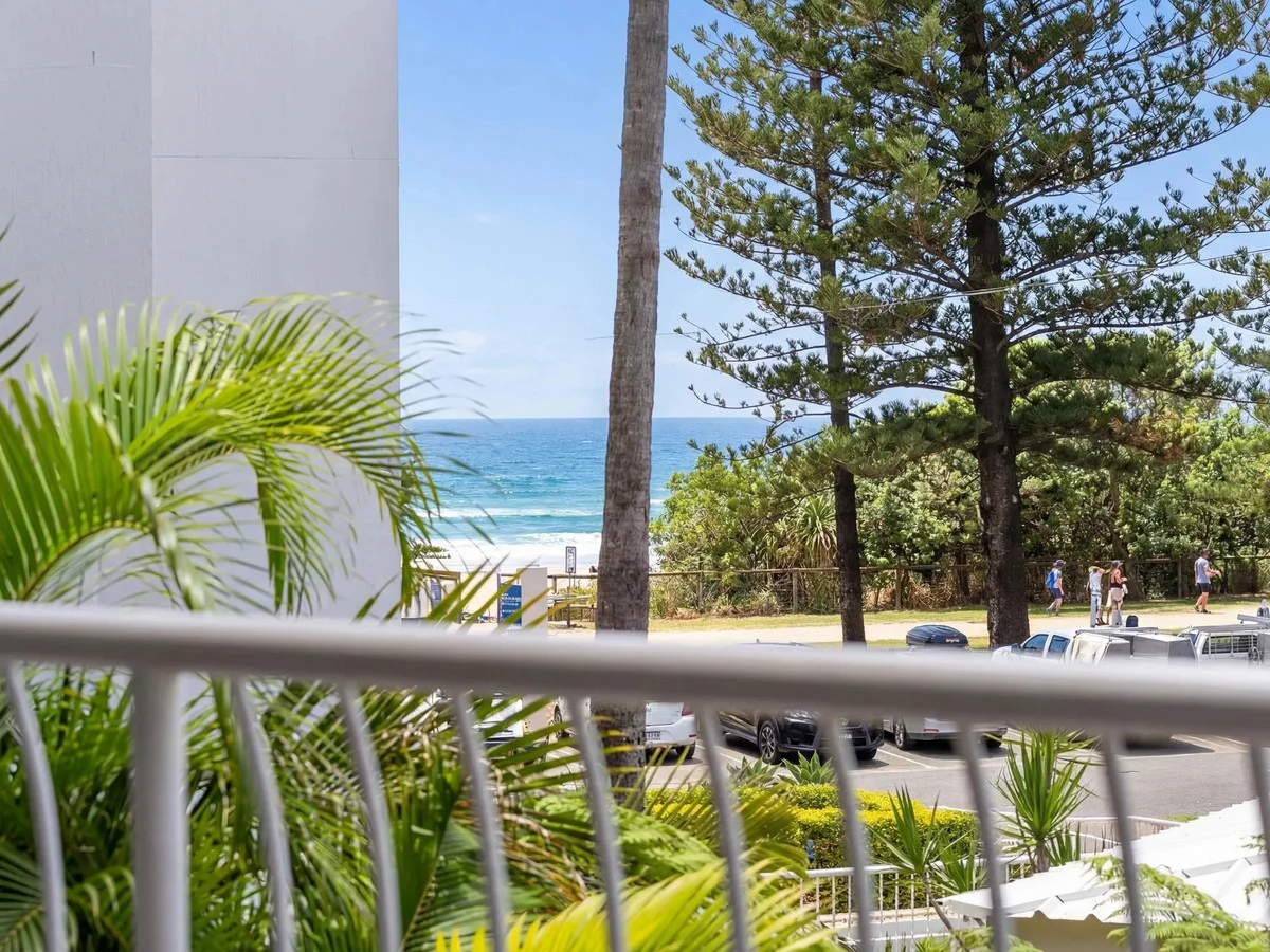 20/136 the Esplanade, Burleigh Heads QLD 4220