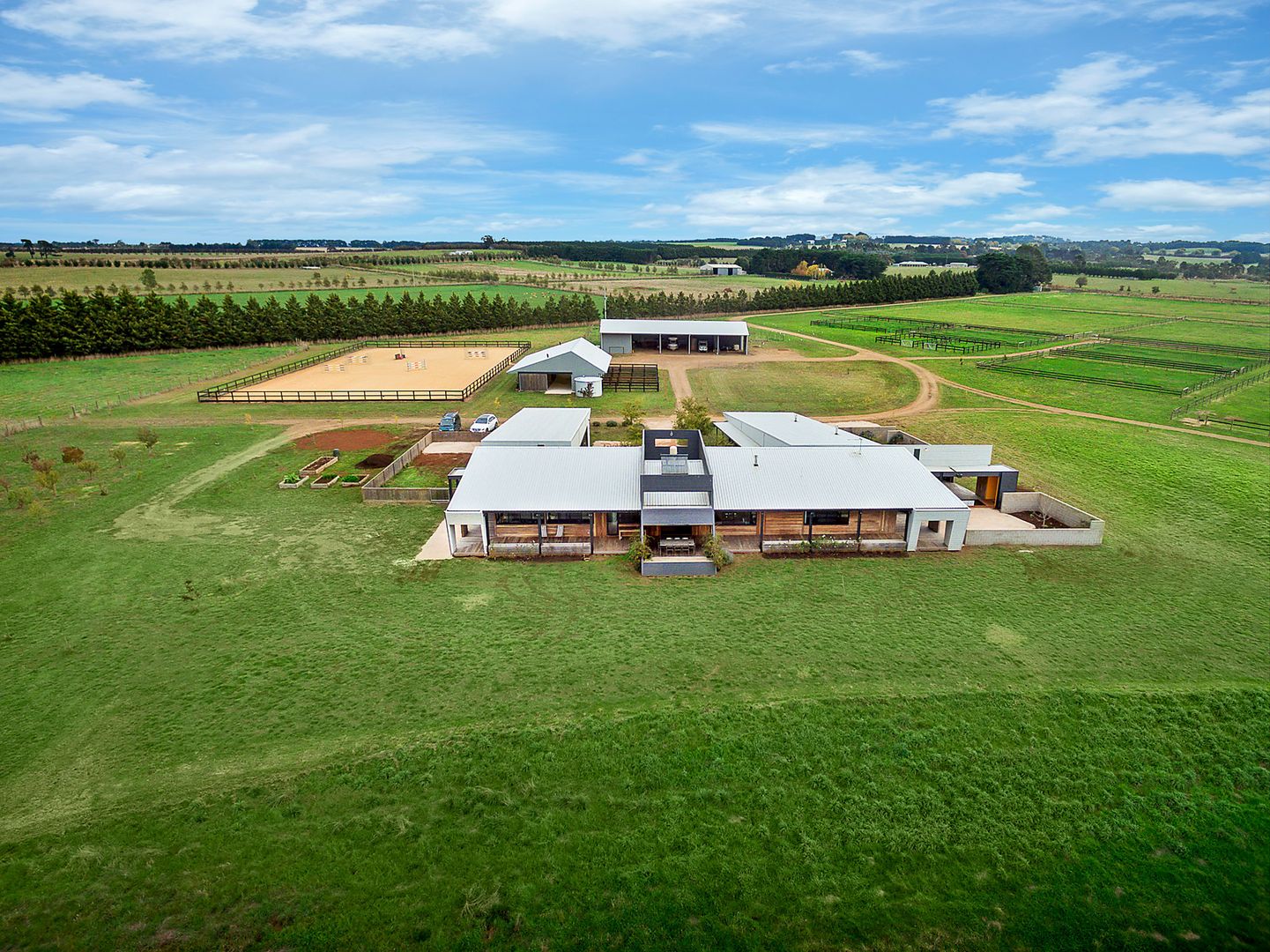 450 Tickawarra Road, Lancefield VIC 3435, Image 2