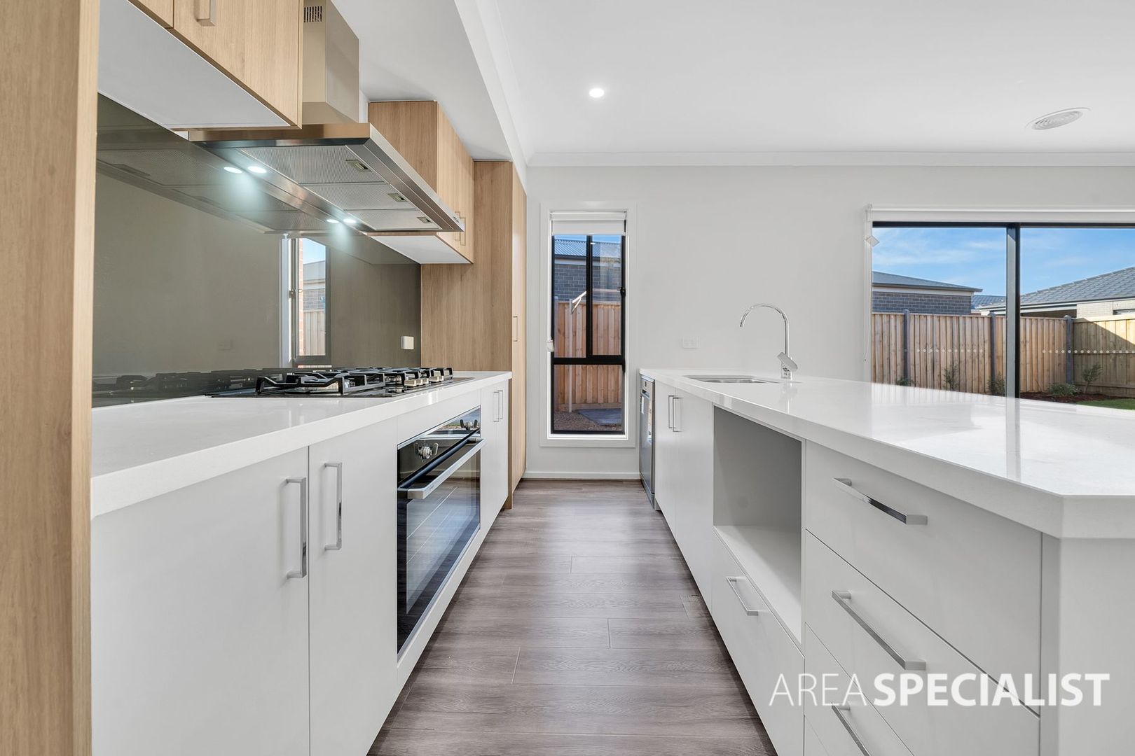2 Gecko Crescent, Clyde North VIC 3978 - House For Rent | Domain