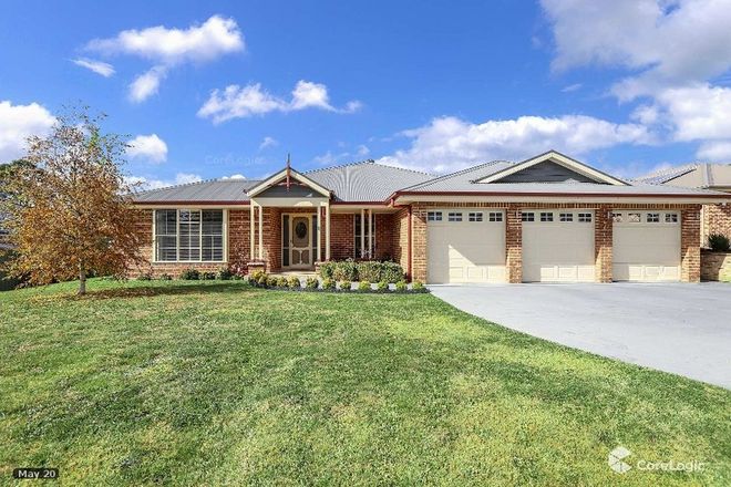 Picture of 8 Robertson Street, BOWENFELS NSW 2790