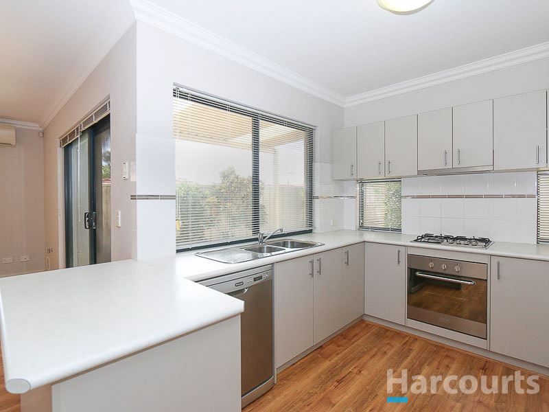 1/134 Blackwood Avenue, Hamilton Hill WA 6163, Image 2