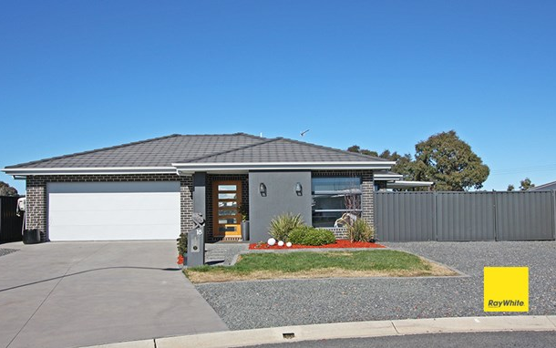18 Murray Grey Place, Bungendore NSW 2621