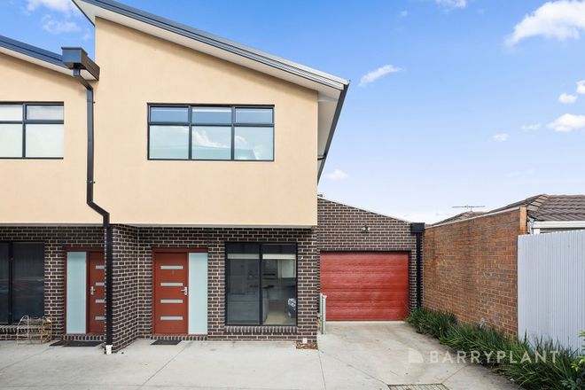 Picture of 2/5 Miranda Road, RESERVOIR VIC 3073