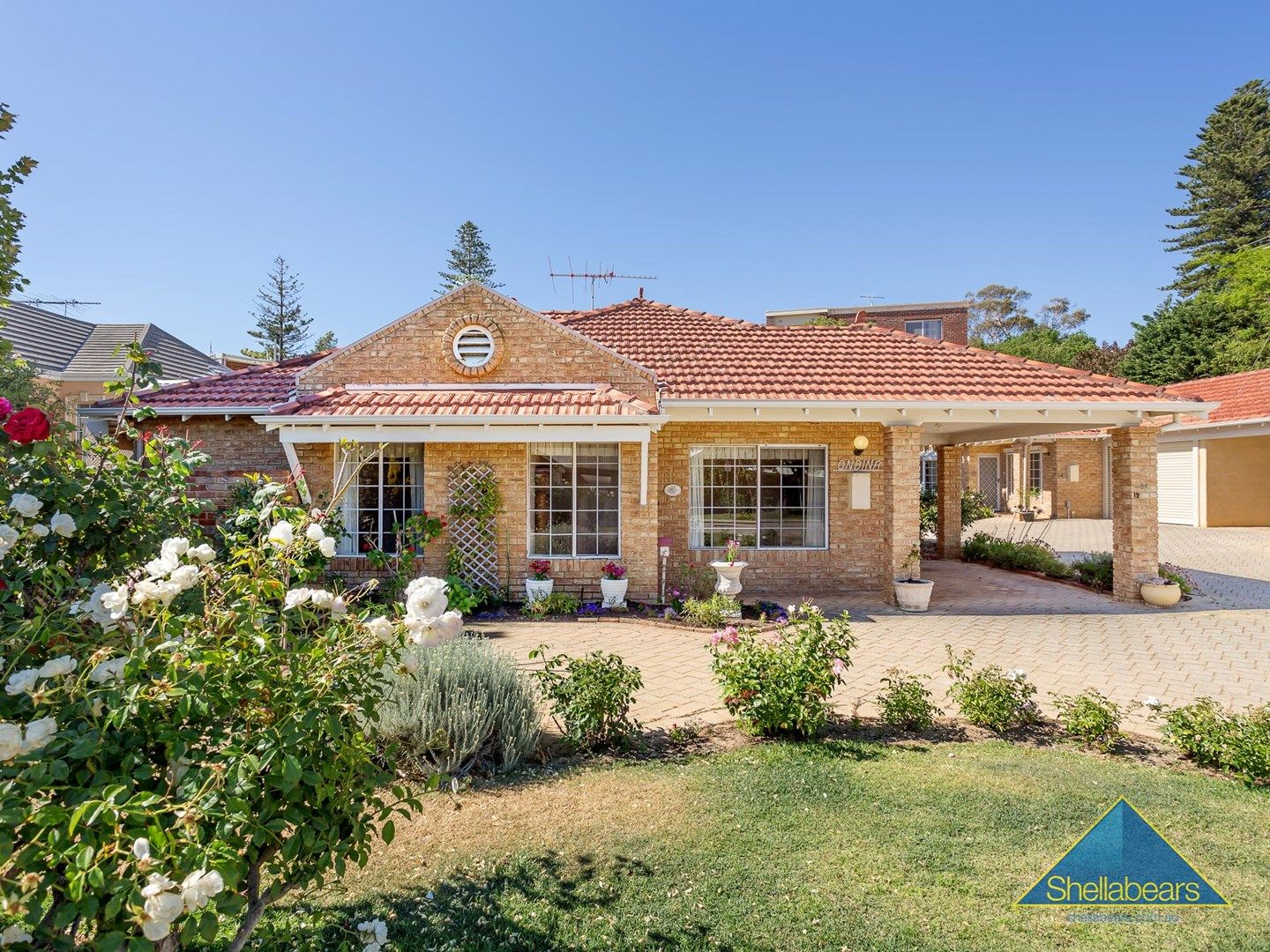 12 Hurstford Close, Peppermint Grove WA 6011, Image 0