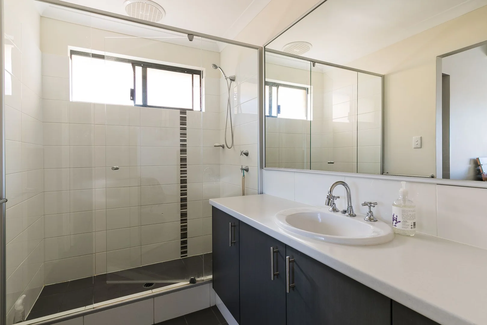 Additional image 10 of 11 LONDON LINK, Aubin Grove WA 6164