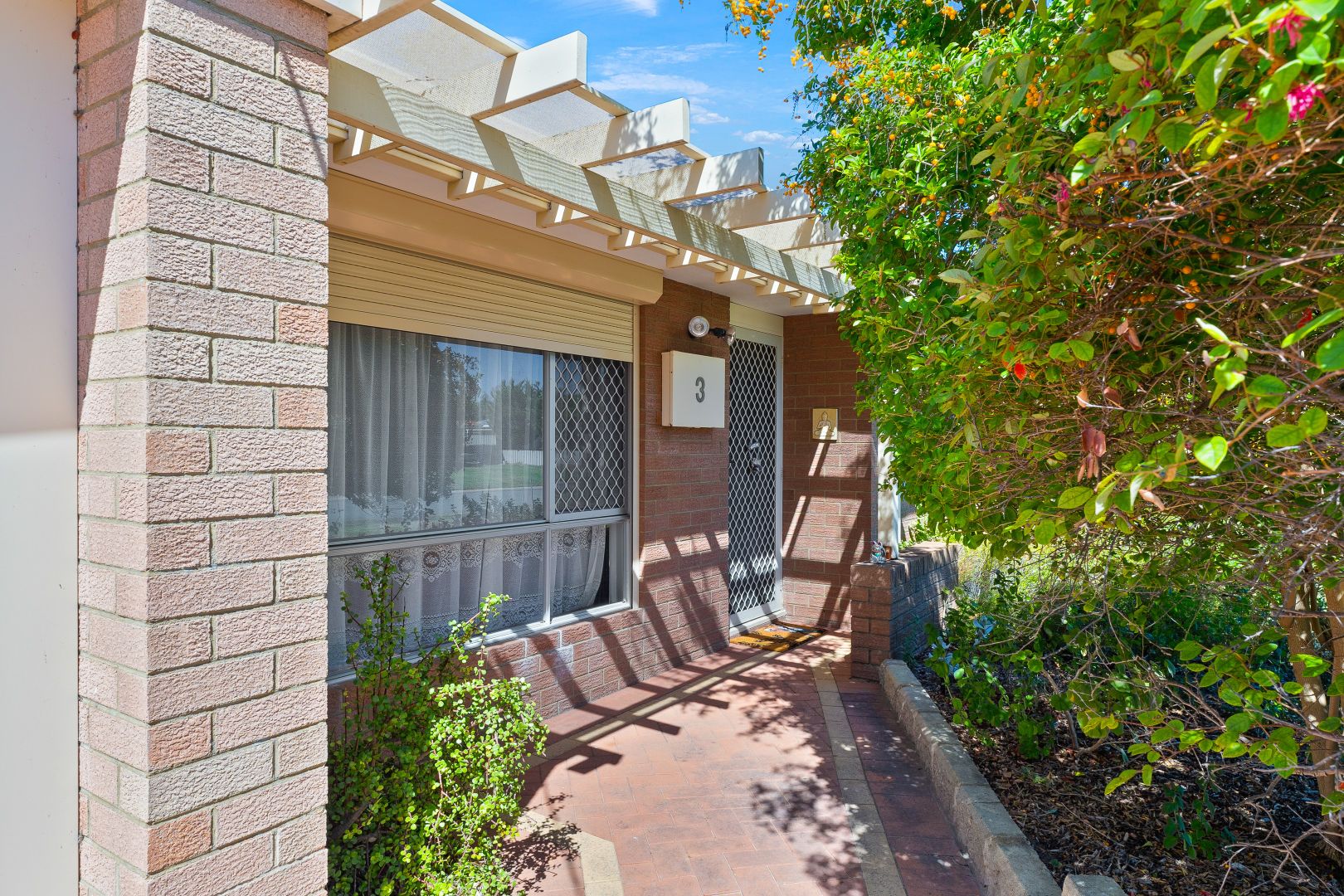 3 Thetis Place Cooloongup WA 6168 Domain