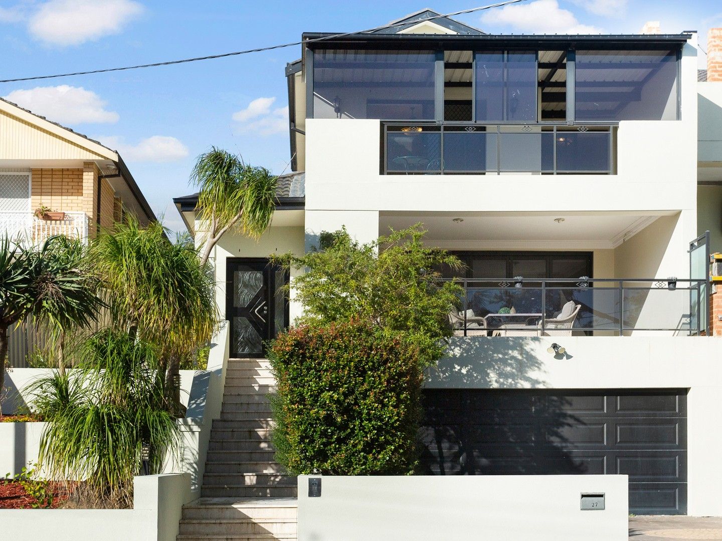 4 bedrooms House in 27 Gerard Avenue CONDELL PARK NSW, 2200