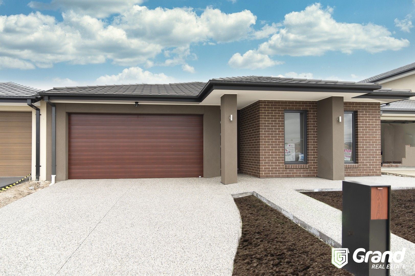 4 bedrooms House in 12 Cropping St CLYDE NORTH VIC, 3978