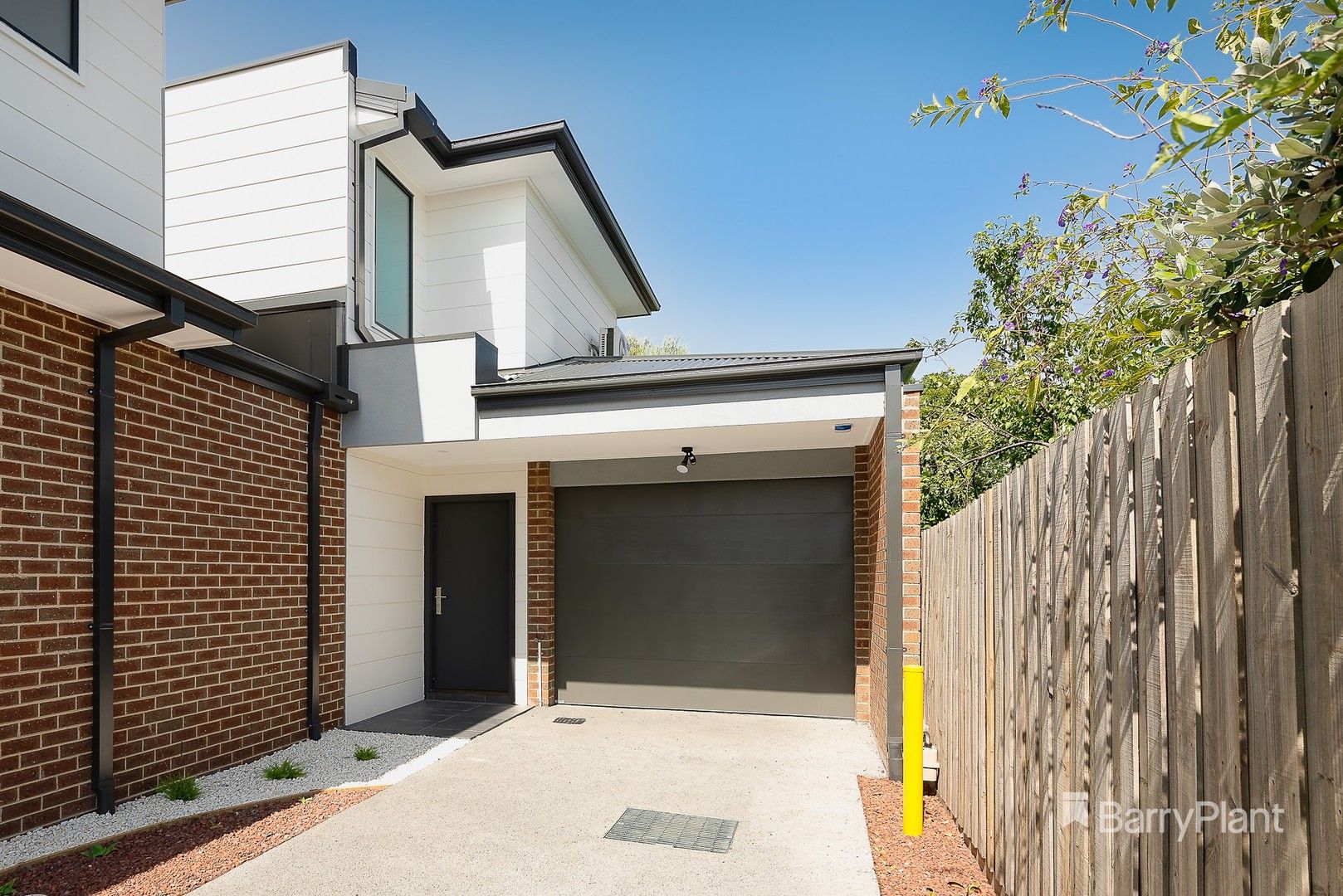 3 bedrooms Townhouse in 3/12 Becket Street South GLENROY VIC, 3046