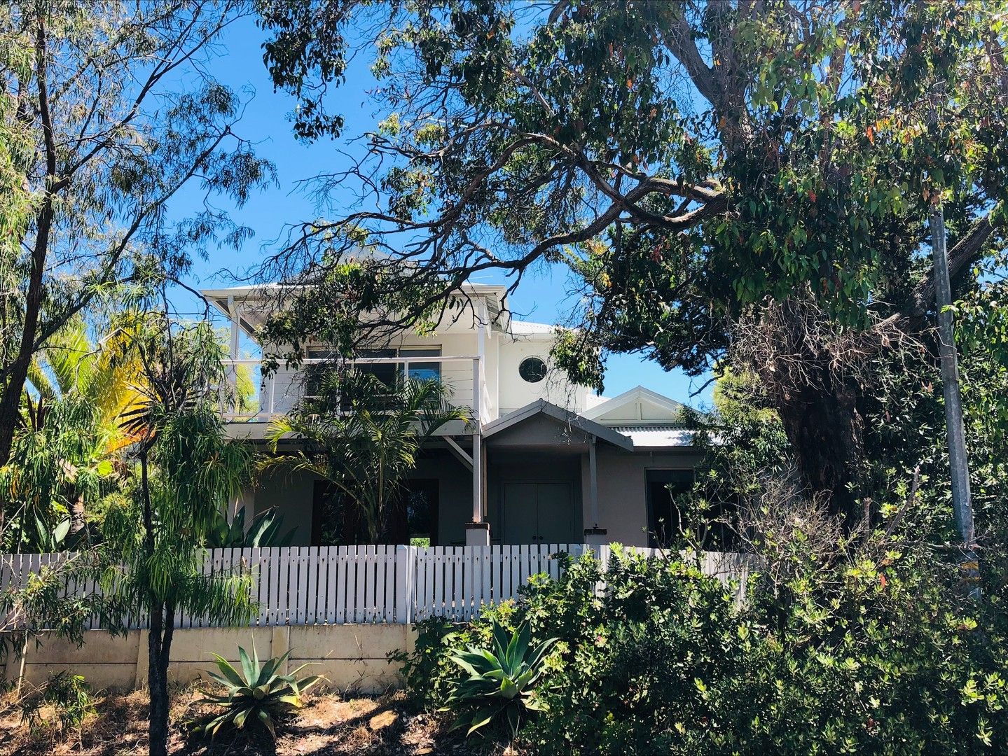 4 James Street, Dunsborough WA 6281 House For Rent 890 Domain