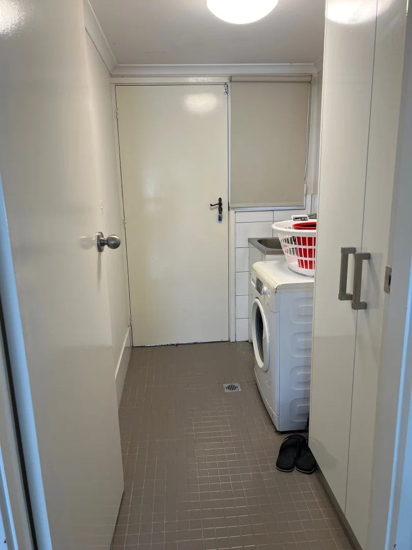 Additional image 4 of 2/143 Lake Albert Rd, Kooringal NSW 2650