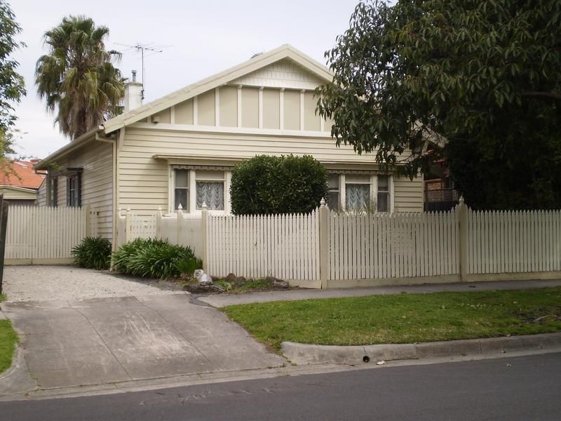 14 Castlebar Road, Malvern East Property History & Address Research
