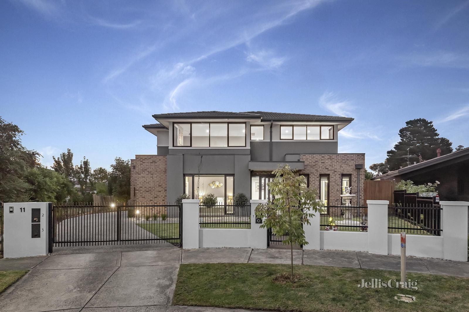 1/11 Gardenview Court, Templestowe VIC 3106, Image 0