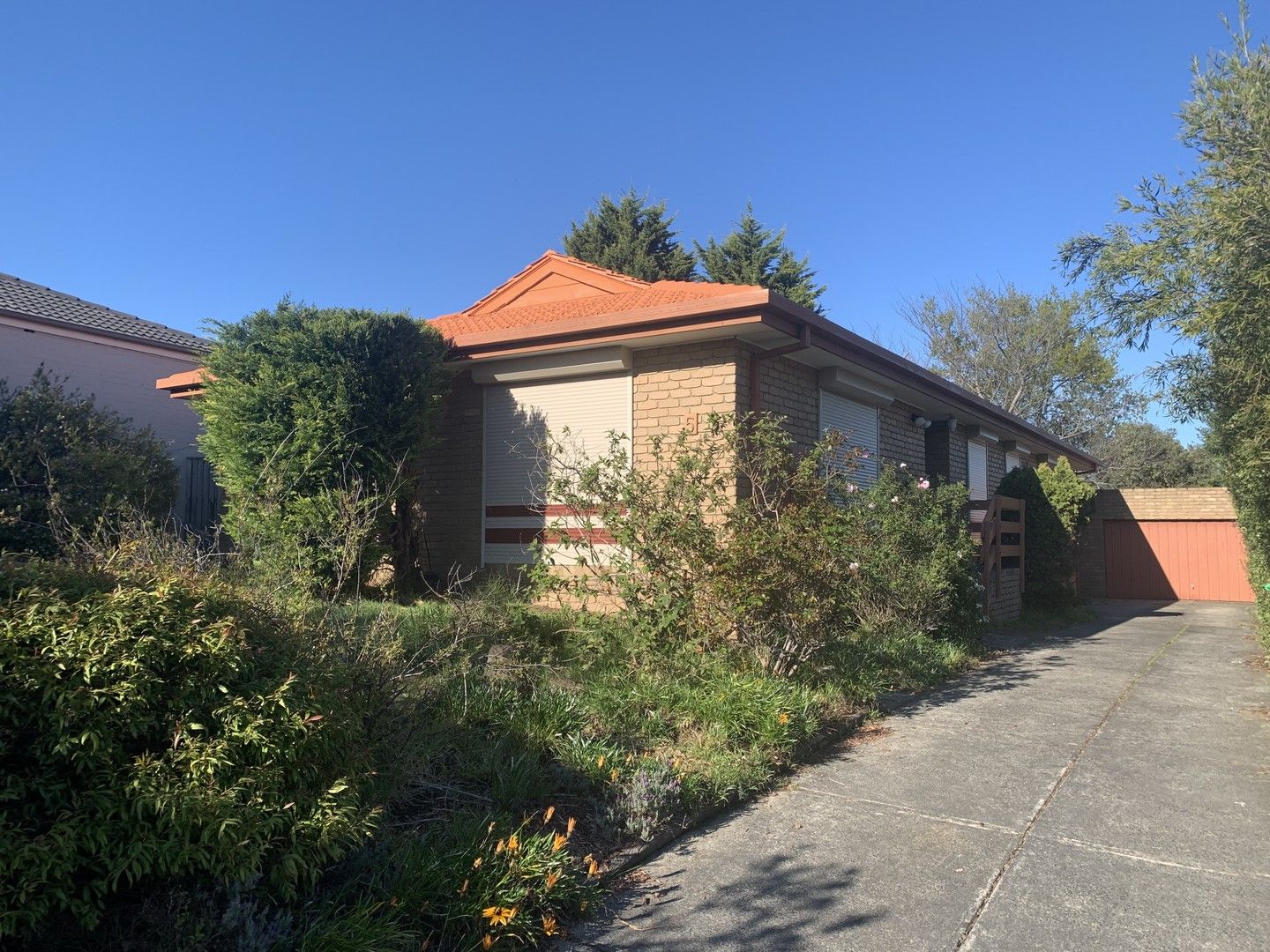 4 bedrooms House in 5 Salignus Court NARRE WARREN VIC, 3805