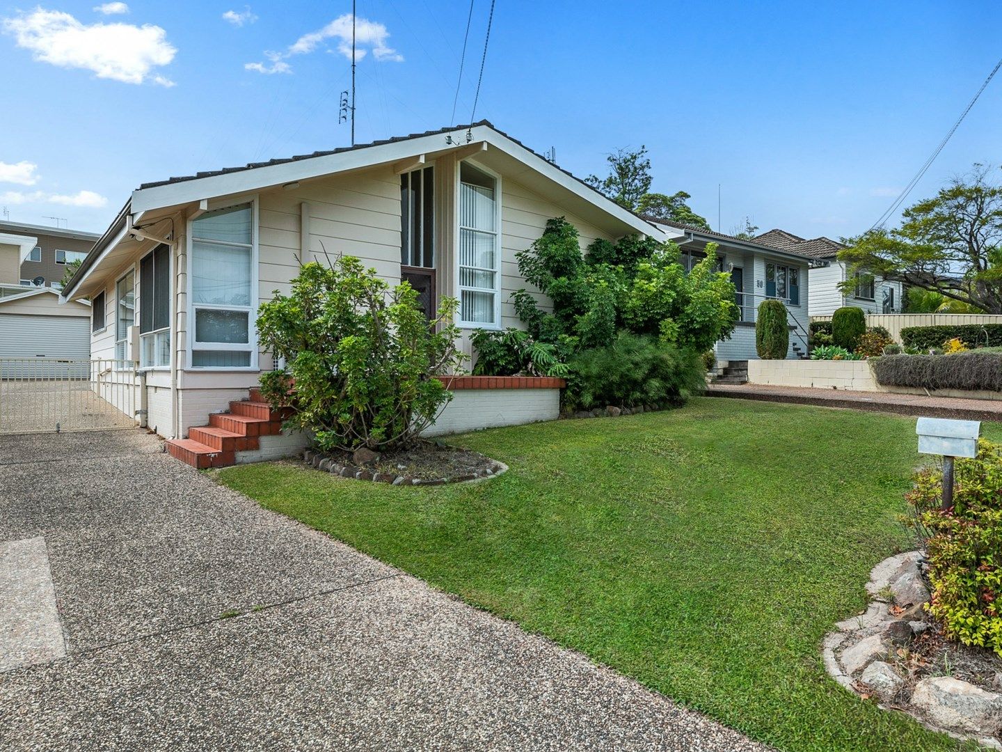 48 Tennent Road, Mount Hutton NSW 2290, Image 0