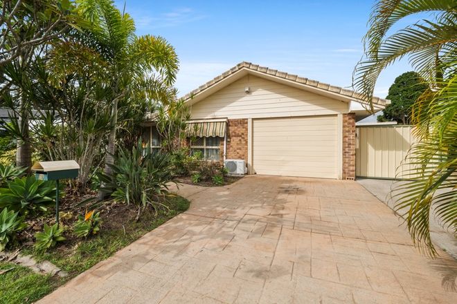 Picture of 19 Widewood Court, HERITAGE PARK QLD 4118