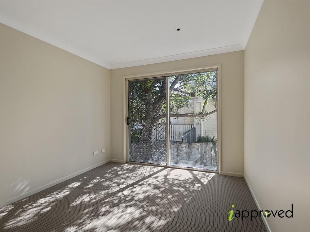 1 bedrooms House in  CAPALABA QLD, 4157