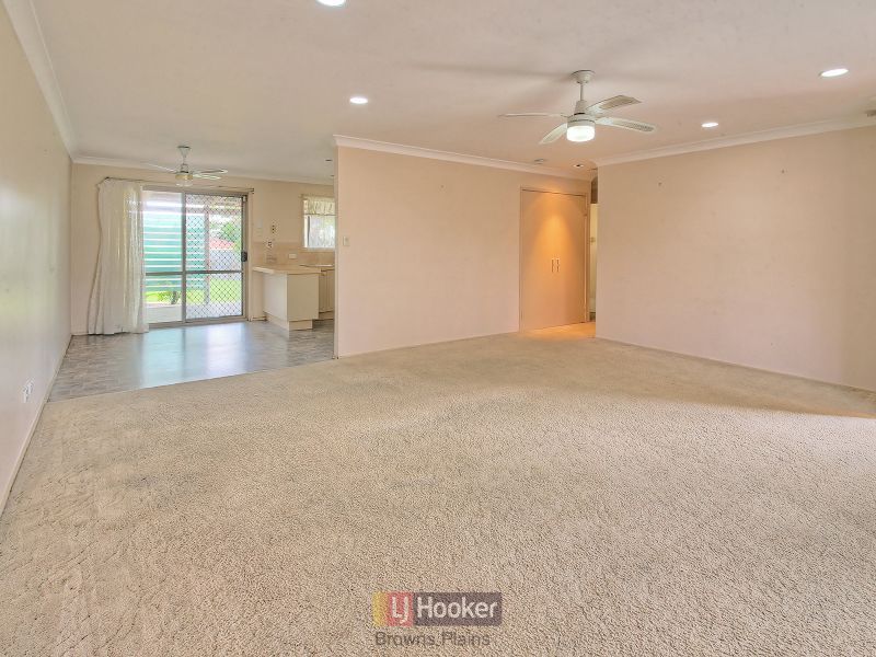 38 Mayfair Drive, BROWNS PLAINS QLD 4118, Image 2