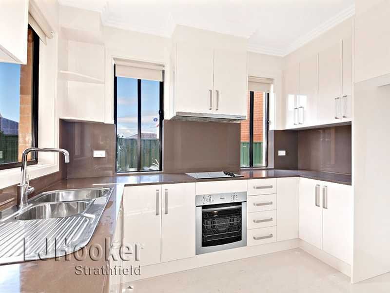 43 Augusta Street, PUNCHBOWL NSW 2196, Image 2