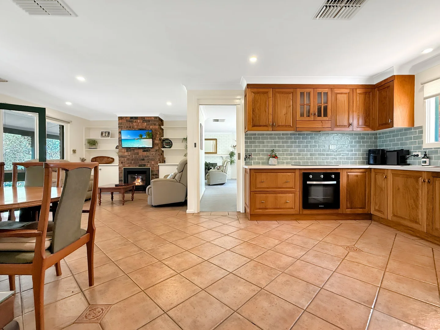 Additional image 9 of 60 Redhill Road, Young NSW 2594